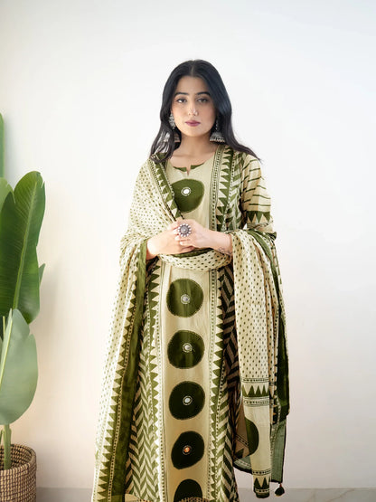 Vedikas Polka Green Kurta Set