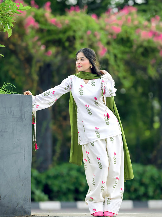 Ananya Off White Farshi Salwar Set
